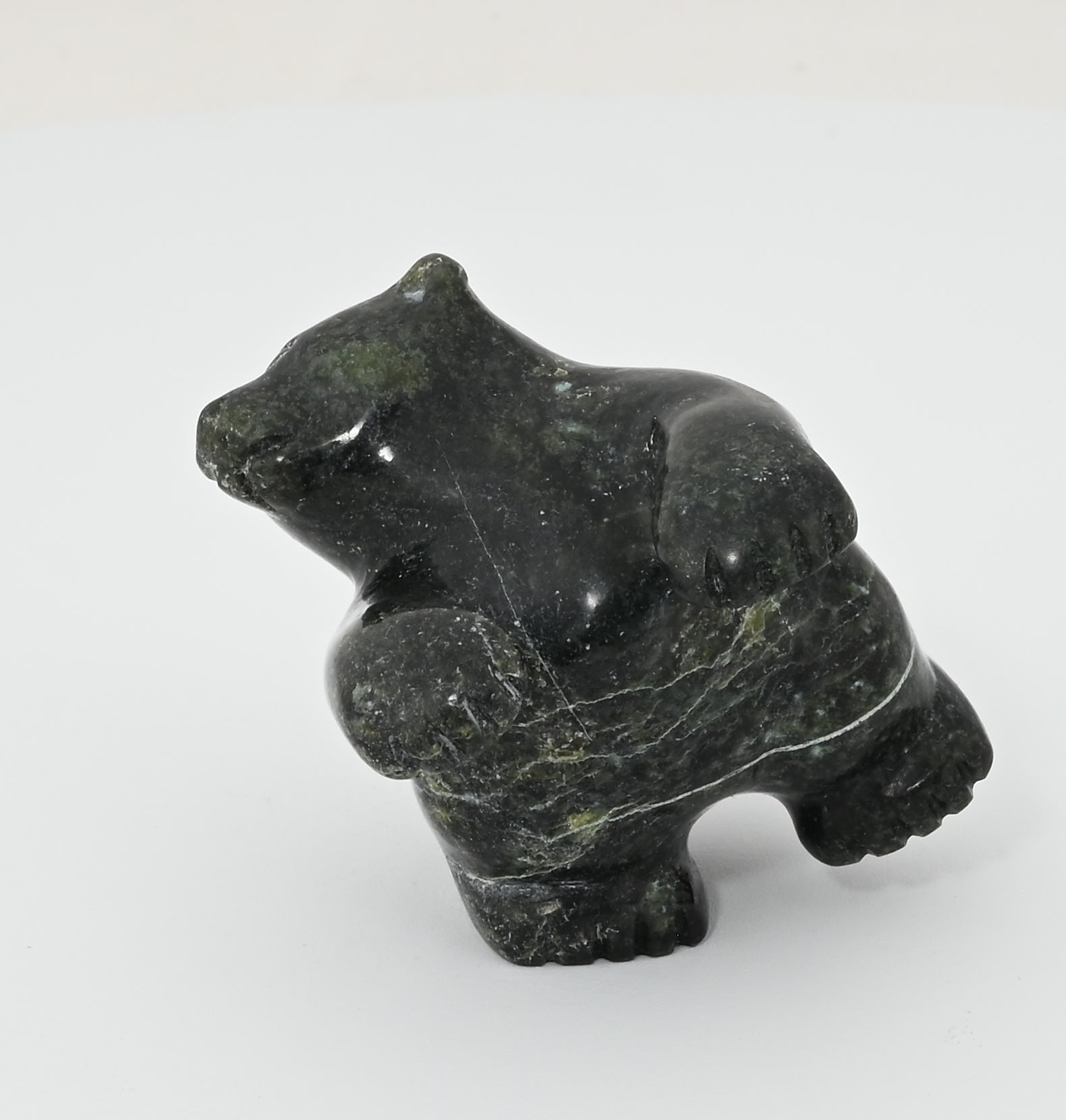 Dancing Bear by Markosie Papigatok