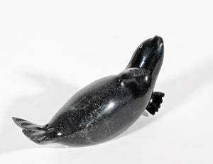 Seal by Ningeosiaq Ashoona