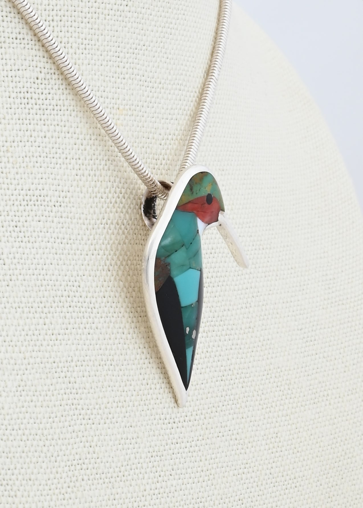 Pendant with Hummingbird by Rolanda Haloo