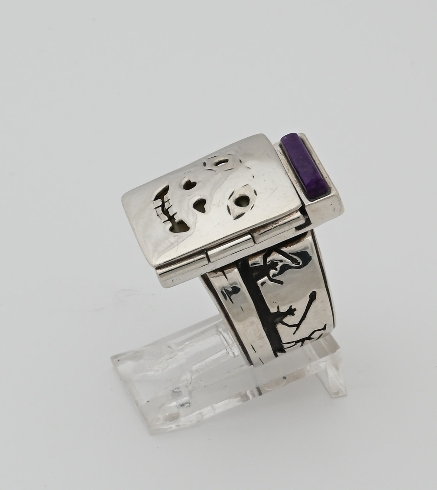 Denise Wallace Seal Hunt Ring *Small Size!