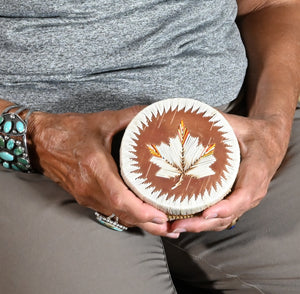 Quill Box with Modified Maple Leaf by Unknown Artist