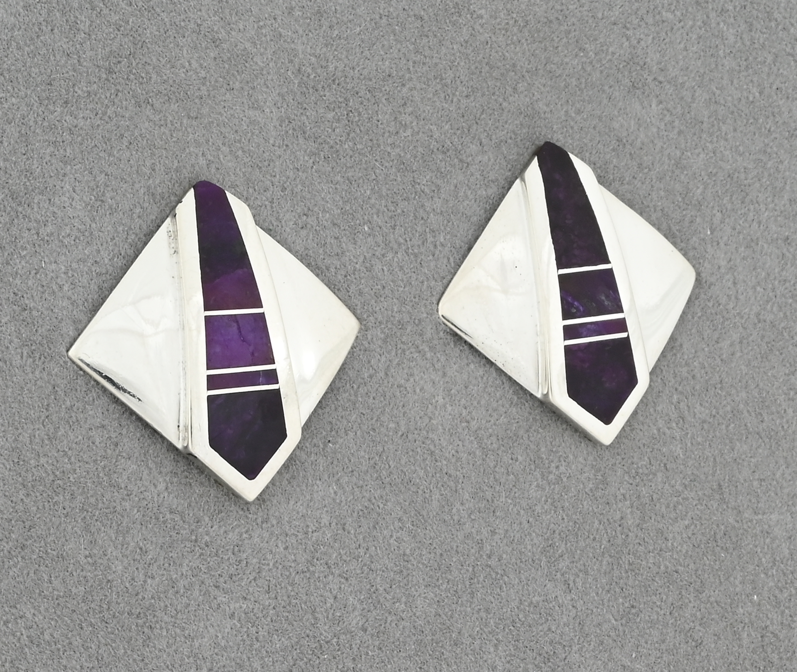 Clip-on Earrings with Inlay by Tracey-Knifewing (Vintage)