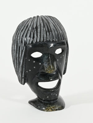 Mask by Kelly Etidlooie