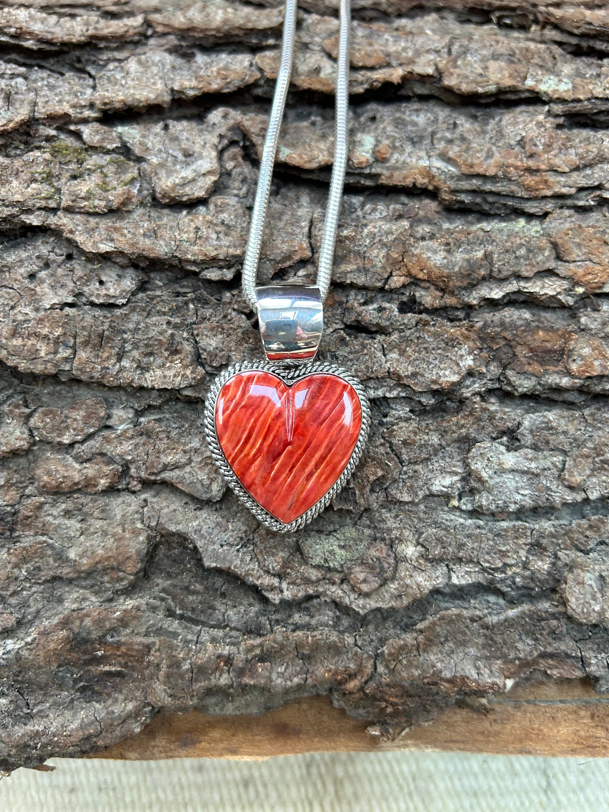 Pendant with Spiny Oyster Heart by Artie Yellowhorse