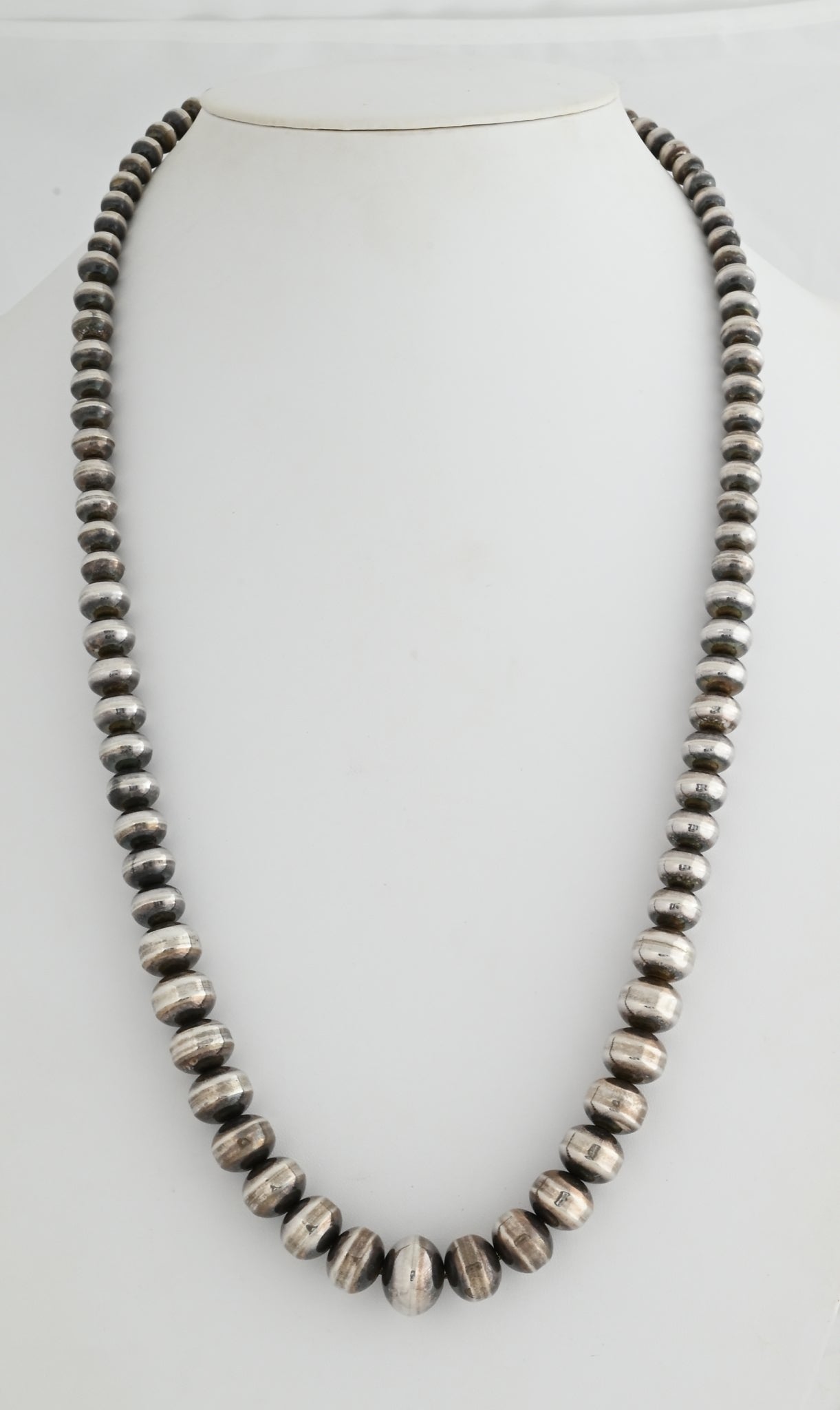 Necklace with Graduated Navajo Pearls