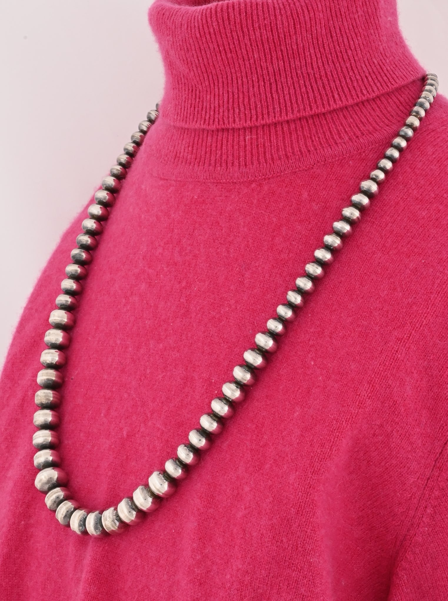 Necklace with Graduated Navajo Pearls