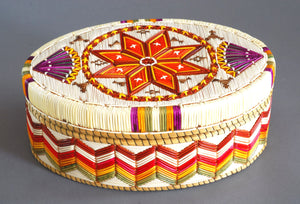 Quill Box with Star and Fans by Marina Recollet