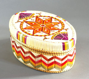 Quill Box with Star and Fans by Marina Recollet