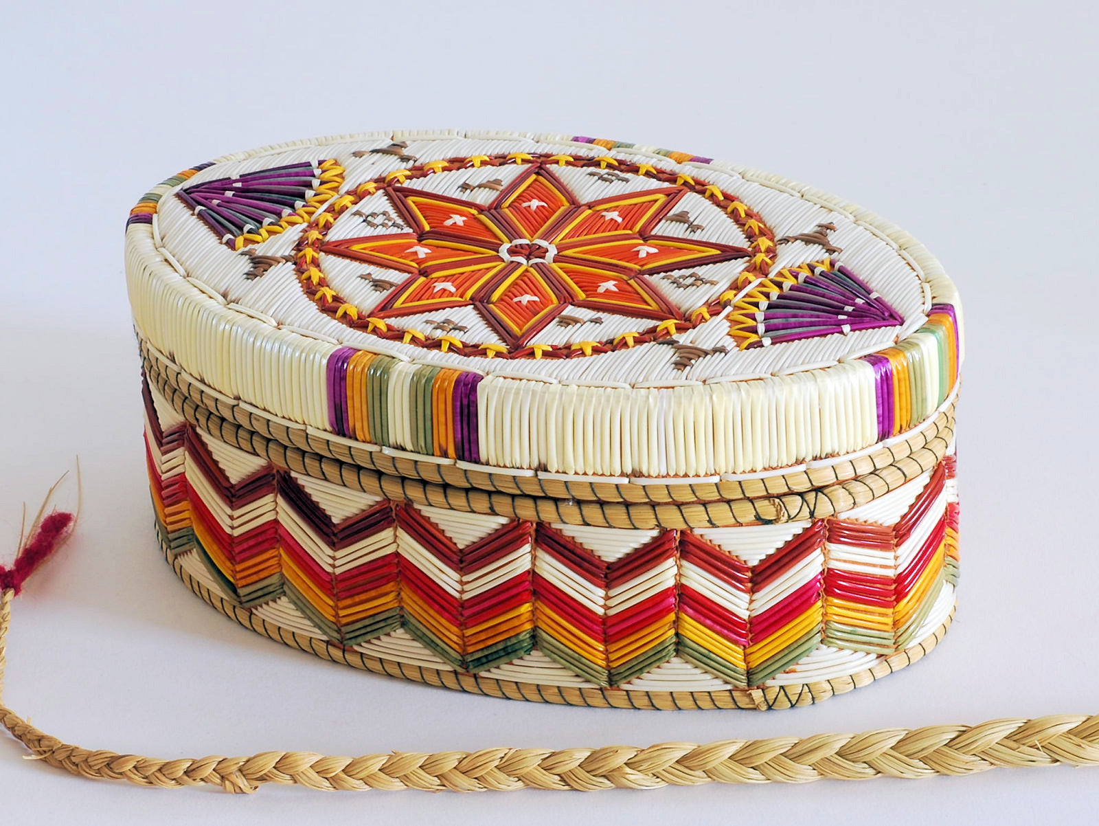 Quill Box with Star and Fans by Marina Recollet