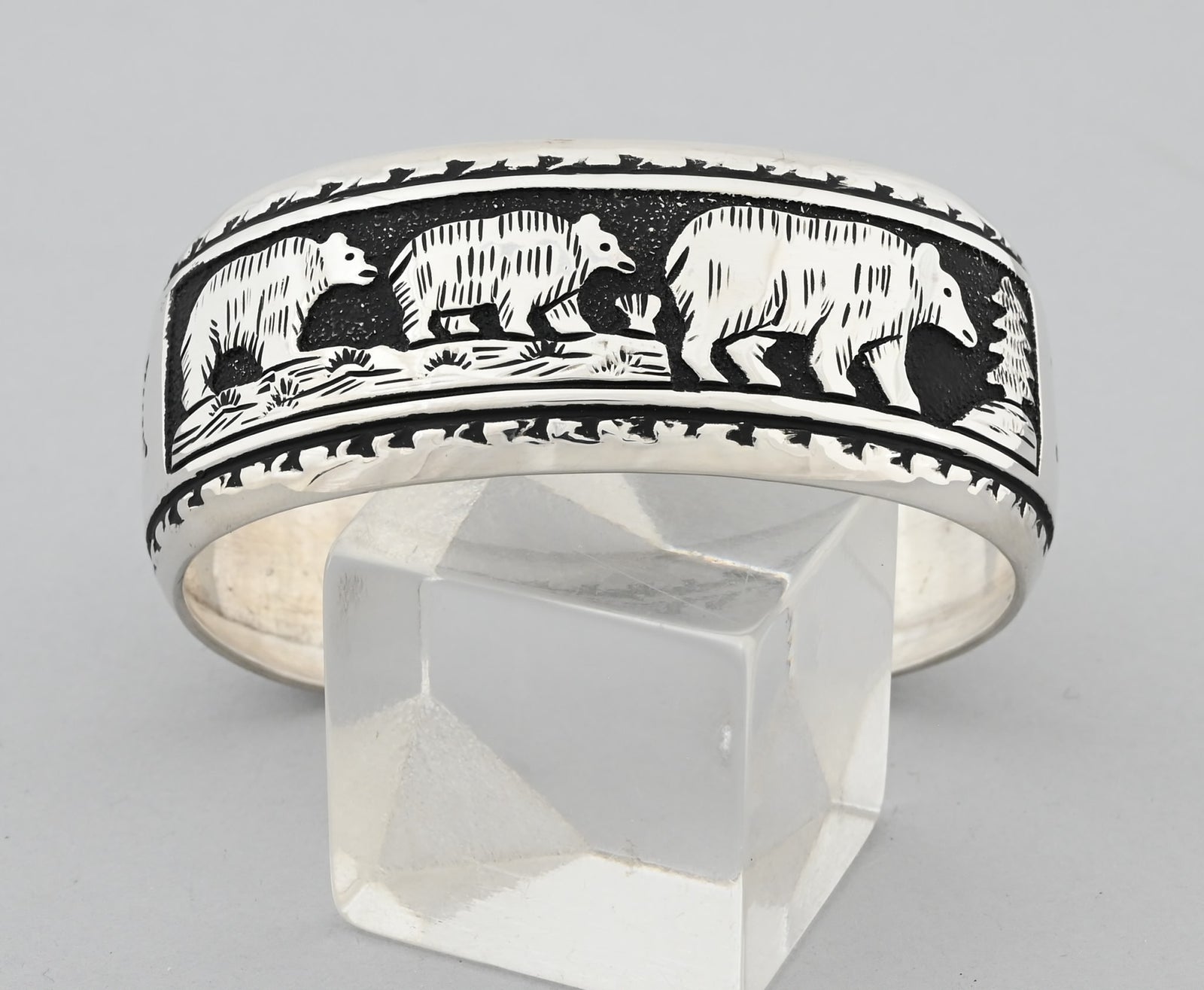 Bracelet with Mama Bear and Two Cubs by Rosalita Singer