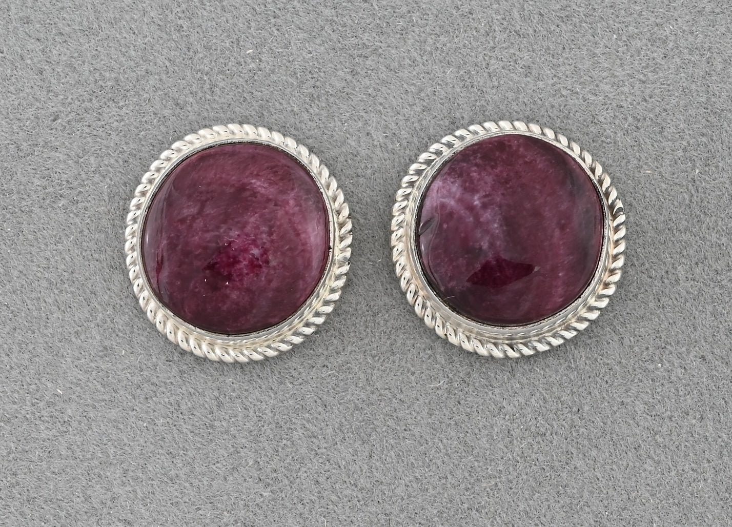 Earrings with Purple Spiny Oyster (Navajo)