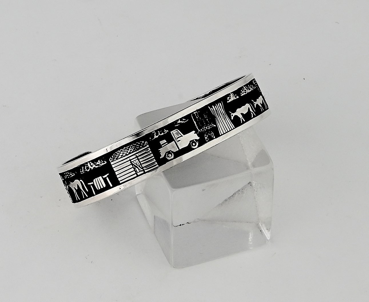 Bracelet with Storyteller Design by Roland Begay