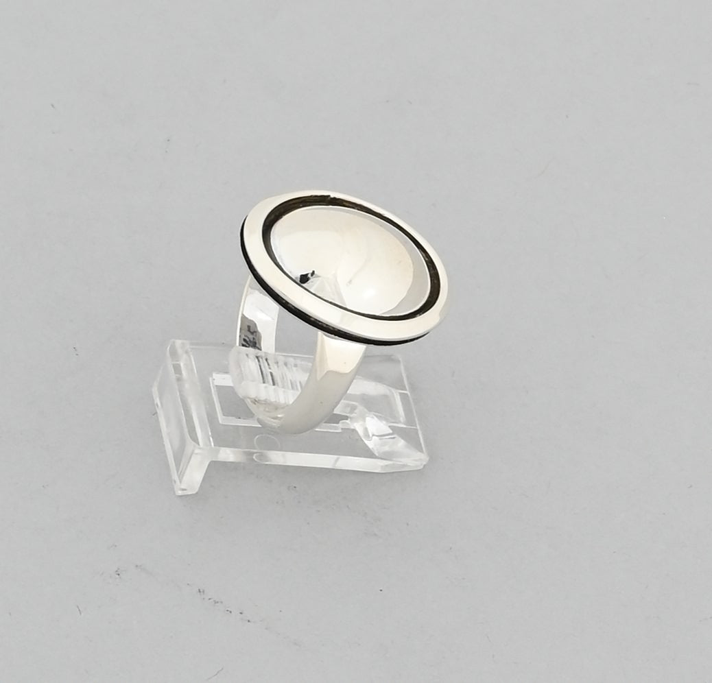 Oval Dome Ring by Artie Yellowhorse; Size 6