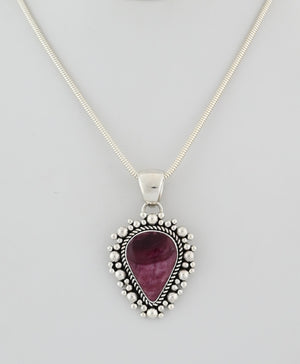 Pendant with Purple Spiny Oyster by Artie Yellowhorse