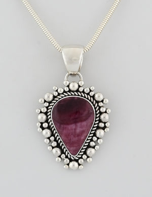 Pendant with Purple Spiny Oyster by Artie Yellowhorse