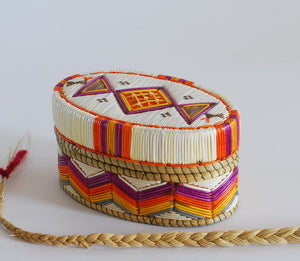 Quill Box with Center "Diamond" and two Triangles by Marina Recollet