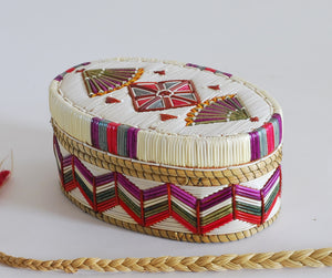 Quill Box with "Diamond" Center and Side Fan Accents by Marina Recollet