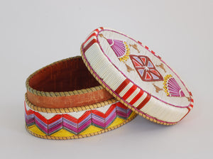 Quill Box with "Diamond" Center and Fan Accents by Marina Recollet