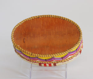 Quill Box with "Diamond" Center and Fan Accents by Marina Recollet