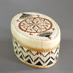 Quill Box with Center Star and Side Fans by Marina Recollet
