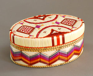 Quill Box with "Diamond" Shapes and Accents by Marina Recollet