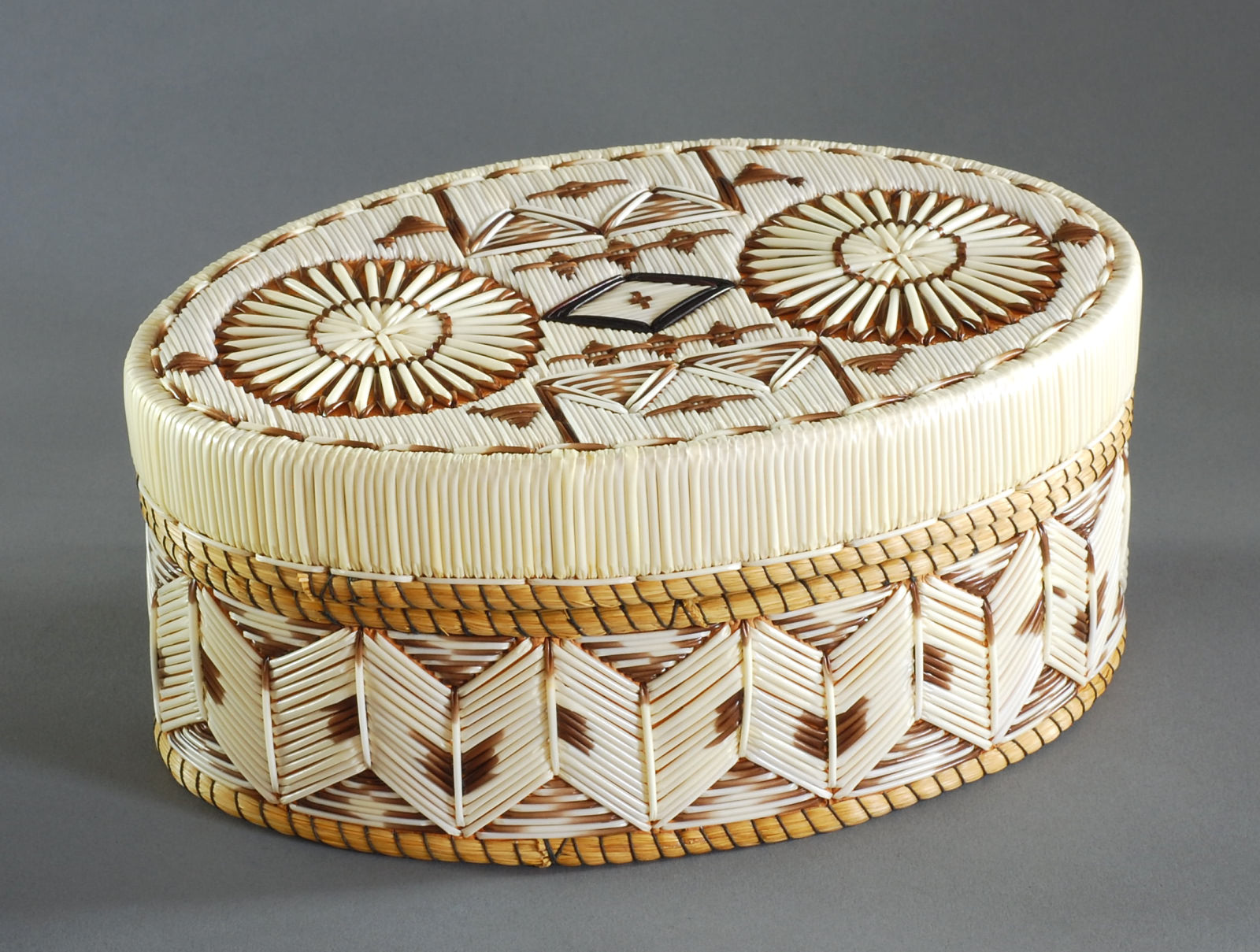 Quill Box with Rosettes and Geometrics in Natural Colors by Marina Recollet