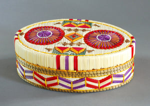 Quill Box with Two Round Rosettes by Marina Recollet