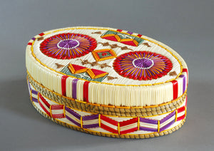 Quill Box with Two Round Rosettes by Marina Recollet