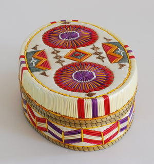 Quill Box with Two Round Rosettes by Marina Recollet