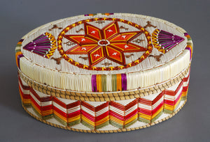 Quill Box with Star and Fans by Marina Recollet