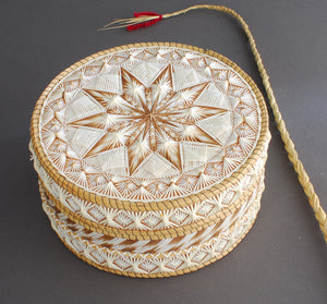 Quill Box by Marina Recollet