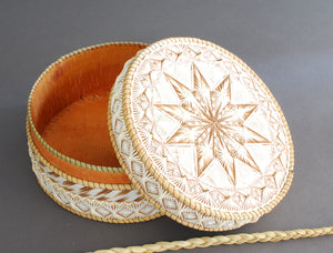 Quill Box by Marina Recollet