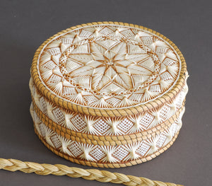 Quill Box by Marina Recollet