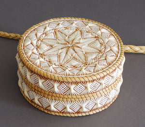 Quill Box by Marina Recollet