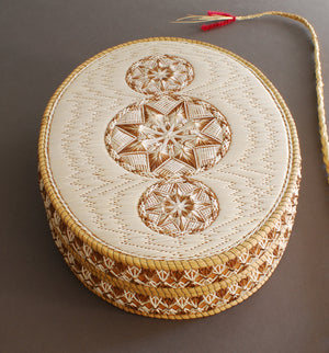 Quill Box, Oval, with Three Stars, by Marina Recollet