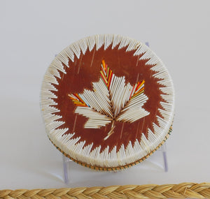 Quill Box with Modified Maple Leaf by Unknown Artist