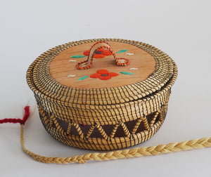 Quill Box with Flowers and Handle on the lid by Unknown