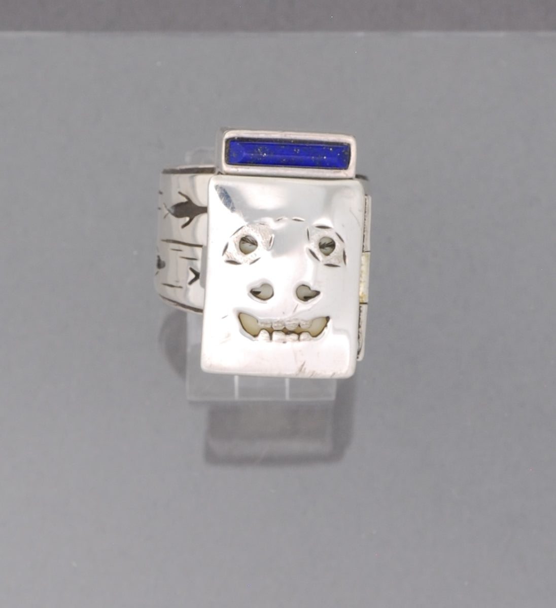 Seal Hunt Ring by Denise Wallace (c.1990's)